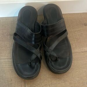 Dansko Sandals Womens 39 8.5-9 Strappy Black Slides Wedge Heal Leather